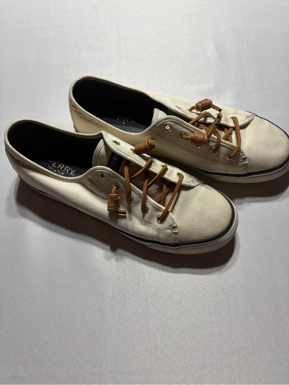 Sperry Womens 9.5 Cream Canvas Slip On Boat Shoes with Tan Laces